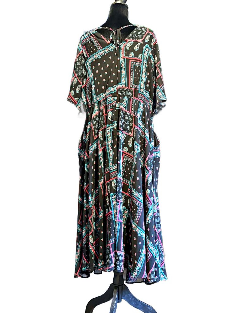 RARE NWT Torrid Midi Chiffon Flutter Sleeve Dress - Picture 2 of 6